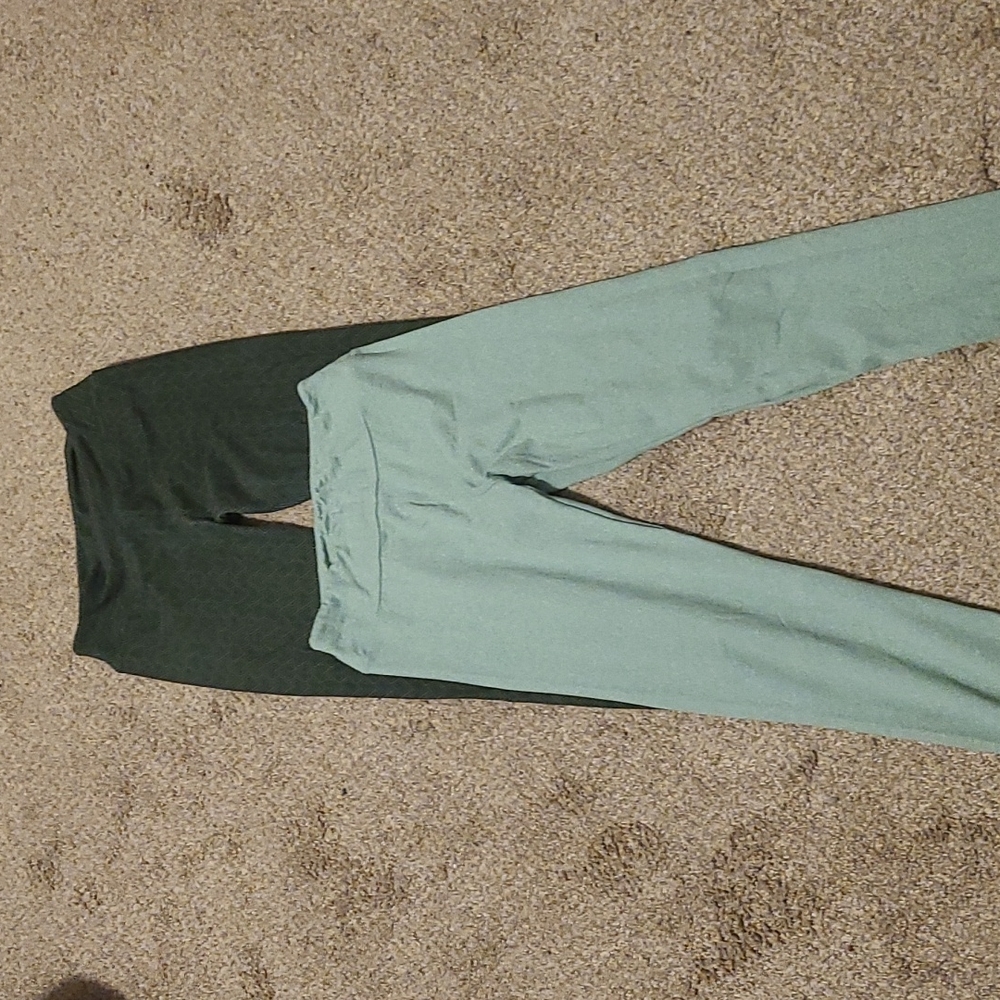 LuLaRoe leggings pair
